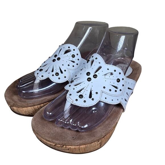 Clarks Artisan Sandals Palima Palm Laser Cut Thong Cork Wedge White Womens Sz 8 - Picture 2 of 11